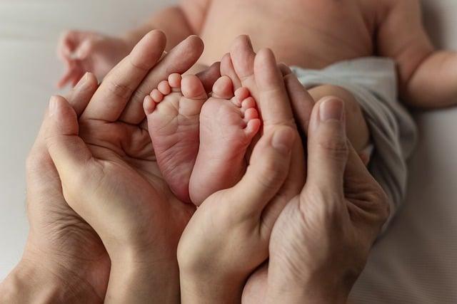 幾歲開始早C晚A？ 探索肌膚保養黃金期

或是

洗面乳挑選指南： 打造健康肌膚的第一步